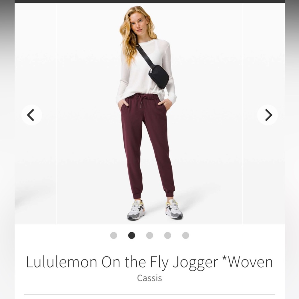Lululemon cassis woven on the fly jogger size 6